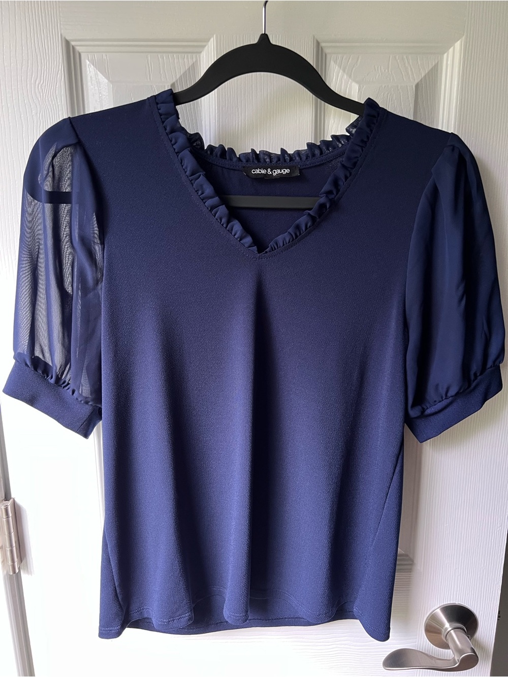 Cable & Gauge Navy Ruffle V-Neck Puff Sleeve Top